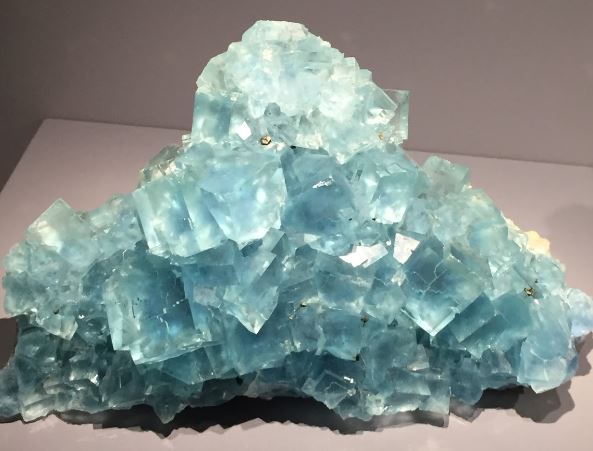 exposition-cristaux-pierres-precieuses-musee-paris
